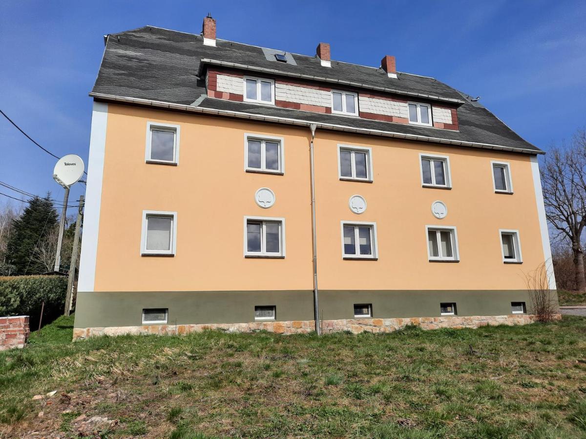 Precioso apartamento, aparcamiento gratis Augustusburg Esterno foto