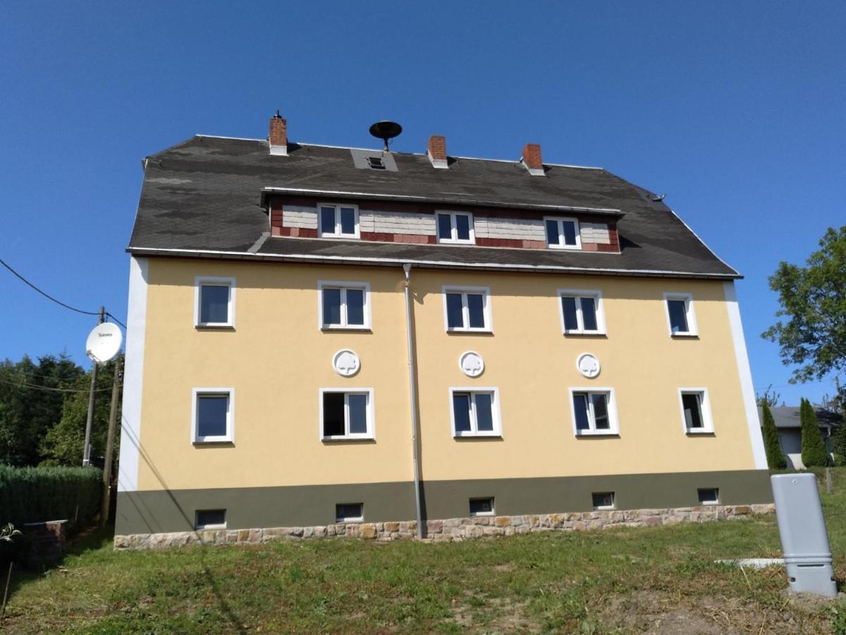 Precioso apartamento, aparcamiento gratis Augustusburg Esterno foto